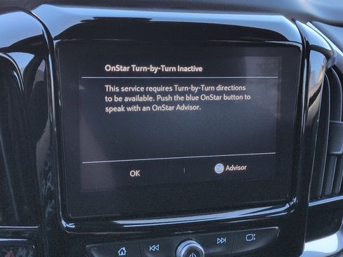 Certified 2023 Chevrolet Traverse LT w/ Rear Camera Mirror Package AWD/4WD image 14