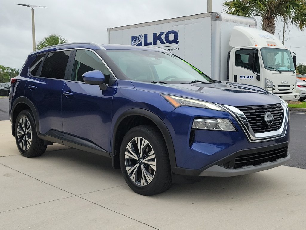 Used 2023 Nissan Rogue SV w/ SV Premium B Package AWD/4WD image 1