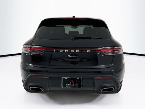 Certified 2025 Porsche Macan AWD/4WD image 6