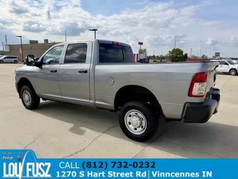 Used 2024 RAM 2500 Tradesman w/ Convenience Group AWD/4WD image 5