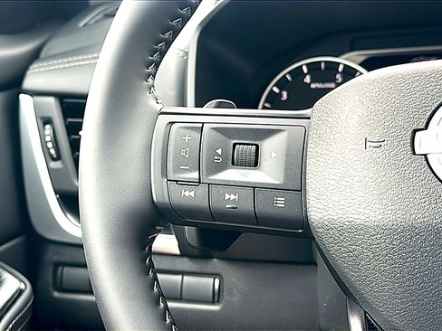 New 2026 Nissan Rogue SV image 19