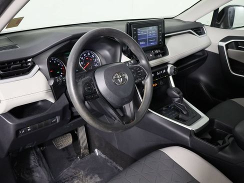 Used 2019 Toyota RAV4 XLE w/ Convenience Package AWD/4WD image 25
