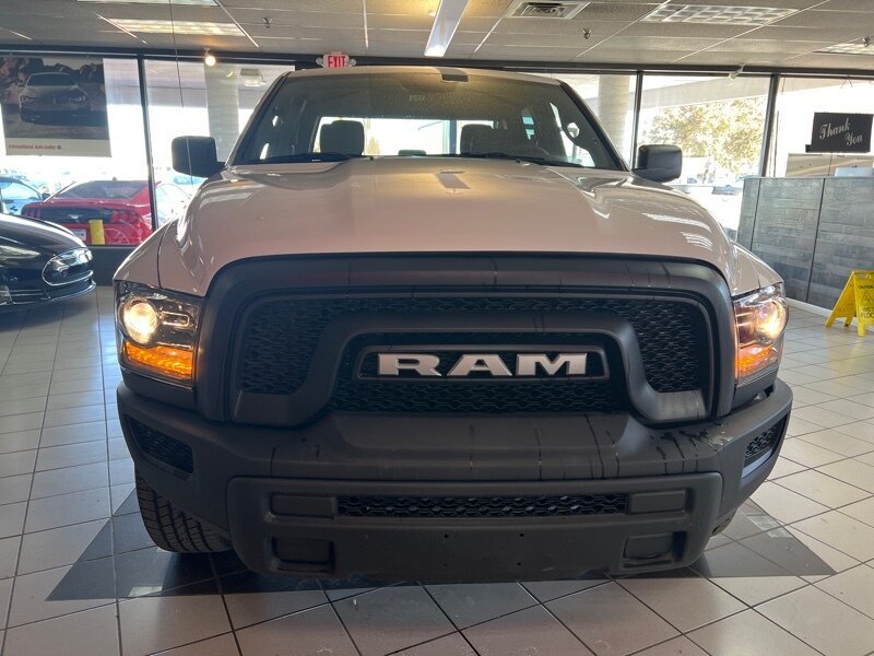 Used 2024 RAM 1500 Warlock AWD/4WD image 3