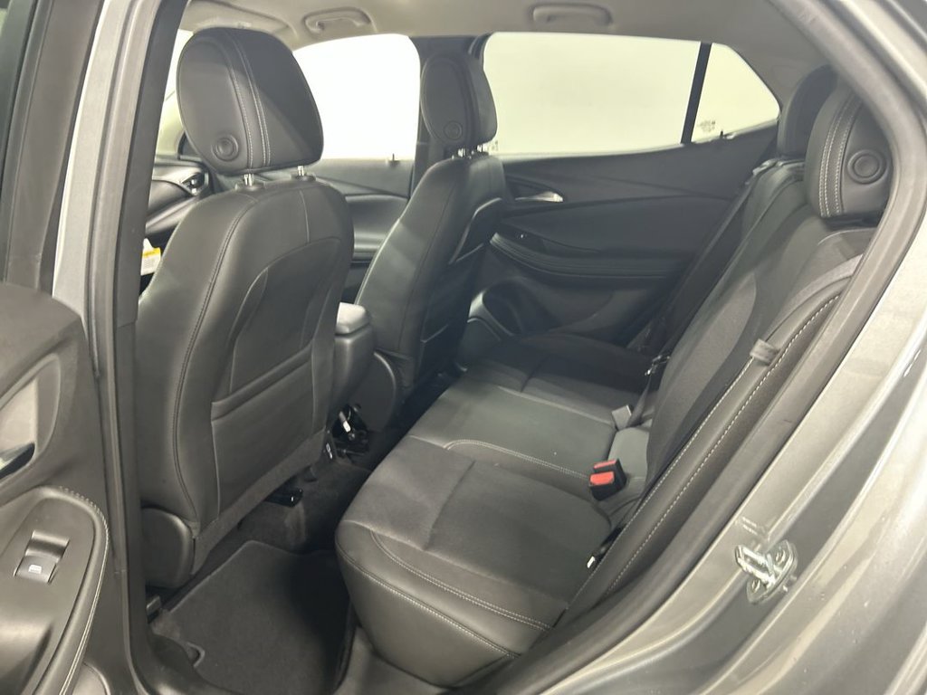 Certified 2023 Buick Encore GX Preferred w/ Cold Weather Comfort Package AWD/4WD image 19