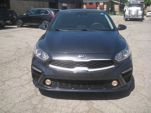 Used 2020 Kia Forte LXS FWD image 2