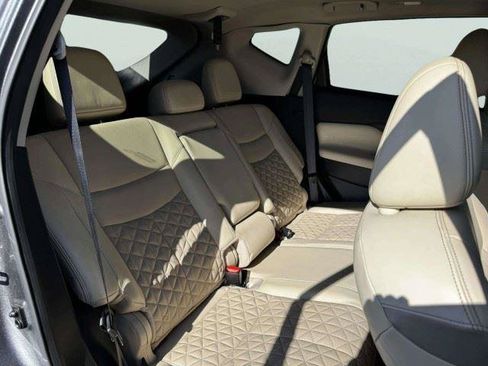 Used 2022 Nissan Murano Platinum w/ Cargo Package FWD image 44
