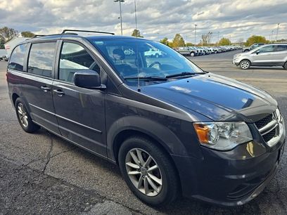 Used 2015 Dodge Grand Caravan SXT w/ UConnect Hands-Free Group