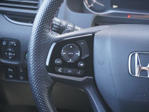 Used 2024 Honda Passport Black Edition image 16