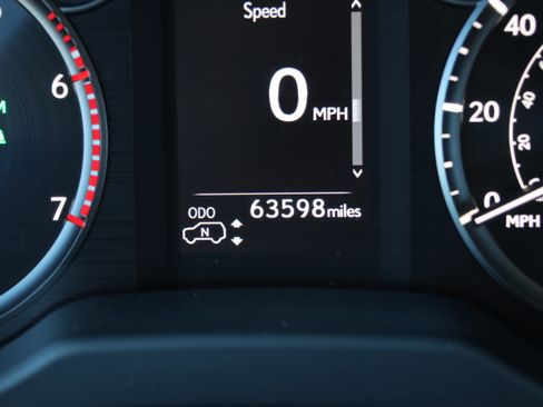 Certified 2021 Lexus GX 460 Luxury w/ Accessory Package image 21