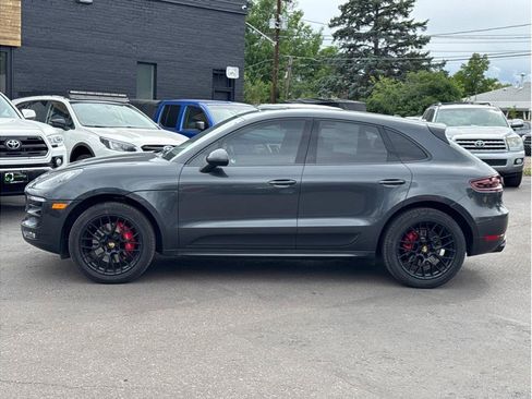 Used 2018 Porsche Macan GTS AWD/4WD image 2