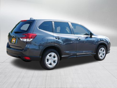 Used 2023 Subaru Forester AWD/4WD image 7