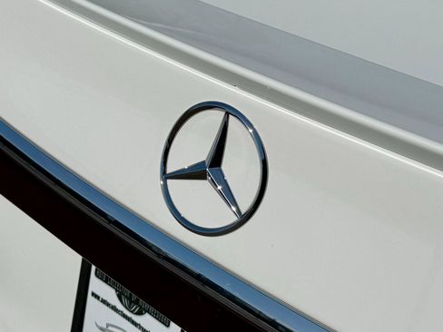 Used 2025 Mercedes-Benz E 350 Sedan image 39