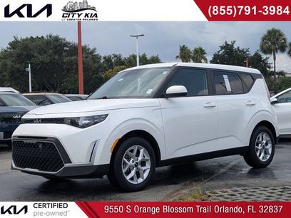 Certified 2025 Kia Soul LX w/ LX Technology Package