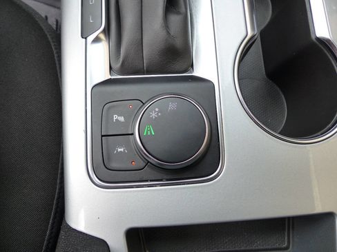 Used 2025 Chevrolet Blazer LT w/ Redline Edition image 18