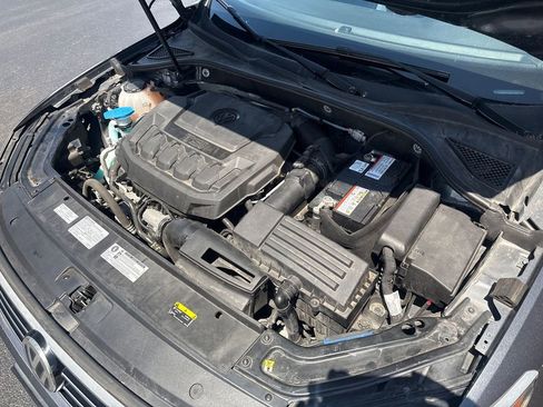 Used 2018 Volkswagen Passat 2.0T SE FWD image 91