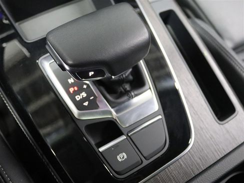 Used 2024 Audi Q5 2.0T Premium Plus image 32