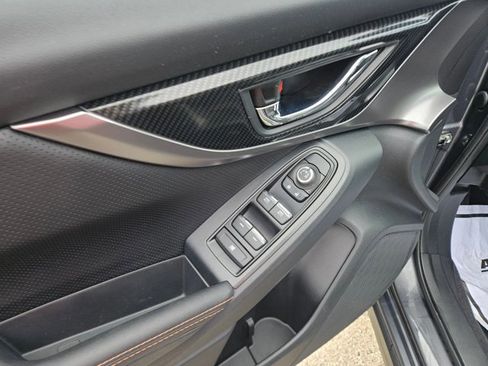 Used 2020 Subaru Crosstrek 2.0i Limited w/ Moonroof Package image 11