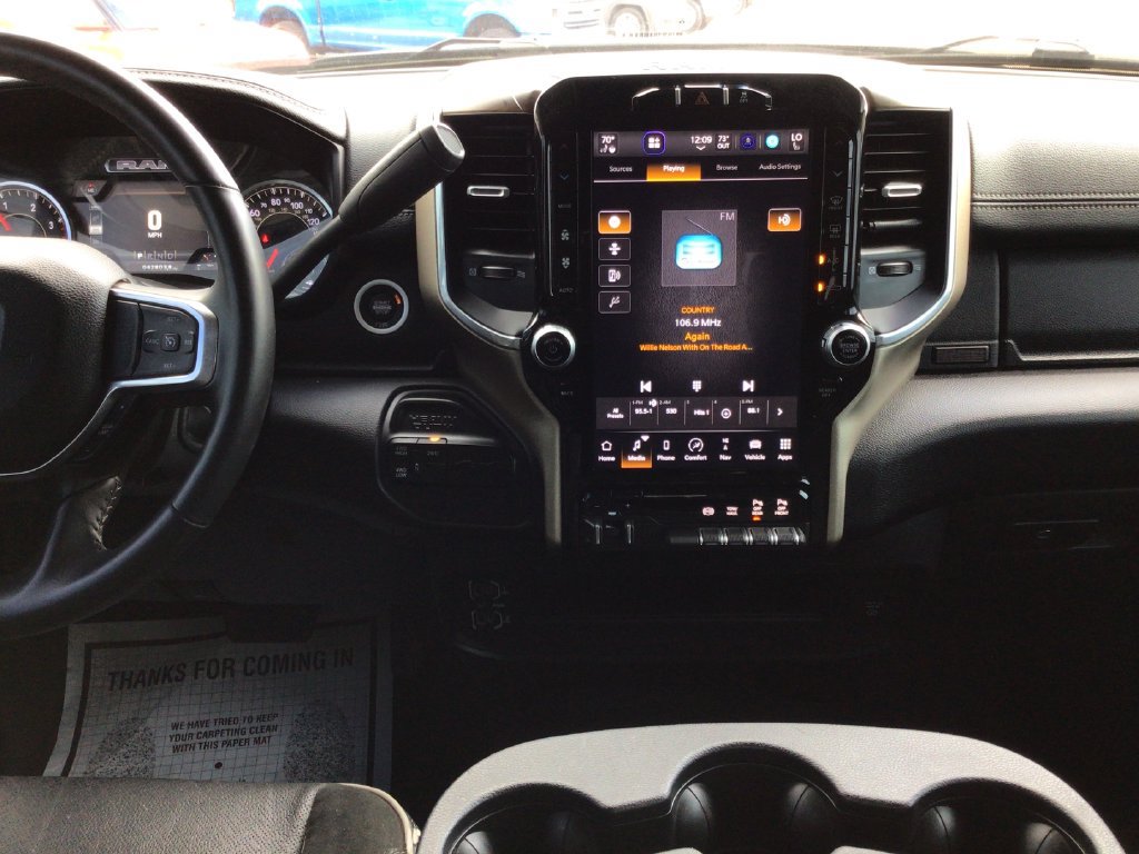 Used 2024 RAM 2500 Laramie AWD/4WD image 19