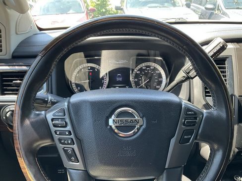 Used 2017 Nissan Titan Platinum Reserve AWD/4WD image 24