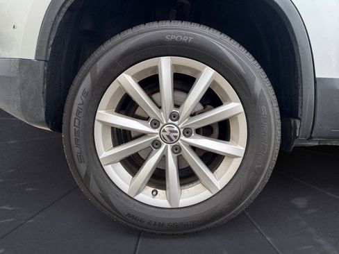 Used 2017 Volkswagen Tiguan Wolfsburg Edition FWD image 14