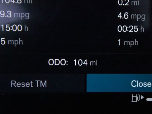 Certified 2025 Volvo XC90 B6 Plus w/ Protection Package Premier image 5