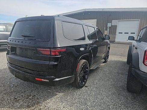 Used 2022 Jeep Wagoneer Series II image 8