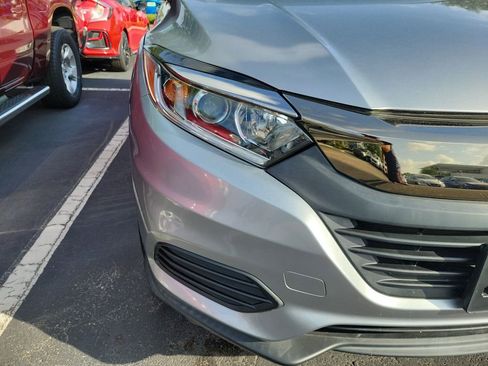 Used 2019 Honda HR-V LX image 8