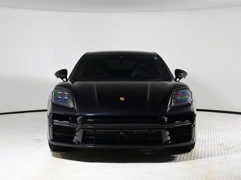 Certified 2025 Porsche Panamera 4 image 10