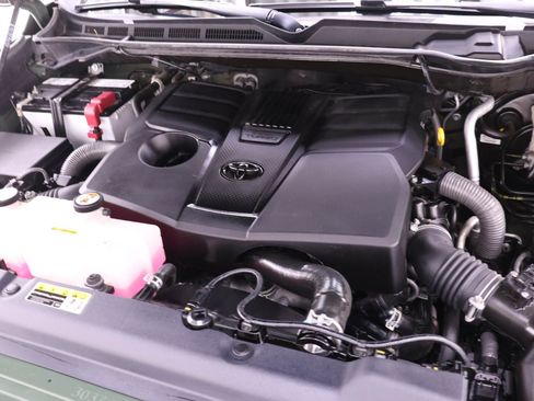 Used 2022 Toyota Tundra SR5 w/ TRD Sport Package image 17