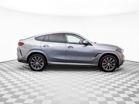 New 2026 BMW X6 xDrive40i w/ Executive Package image 7