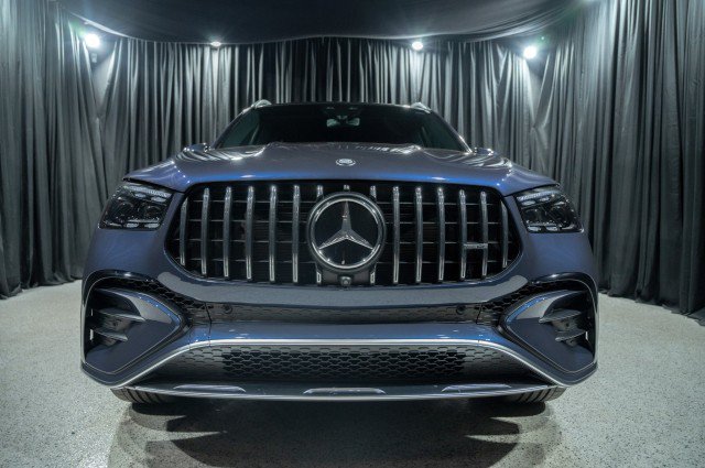 New 2026 Mercedes-Benz GLE 53 AMG 4MATIC image 2