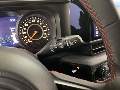 Used 2024 Jeep Wrangler Unlimited Rubicon image 23