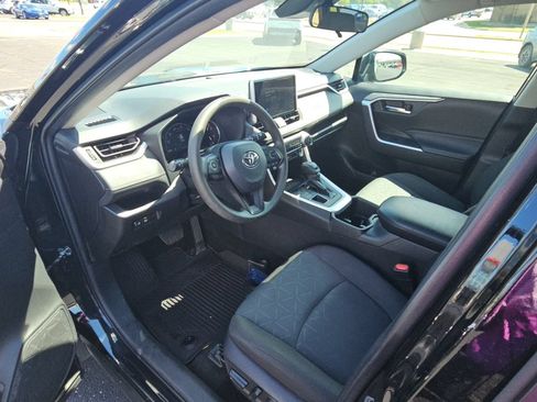 Certified 2025 Toyota RAV4 XLE AWD/4WD image 24