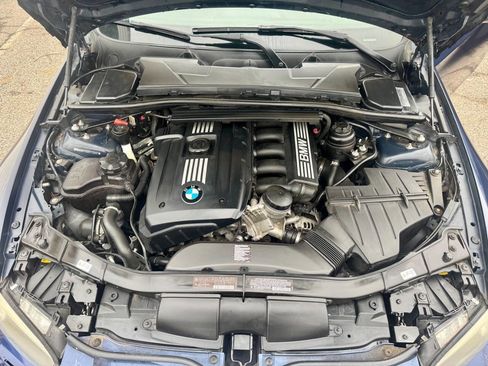 Used 2013 BMW 328i Convertible image 25