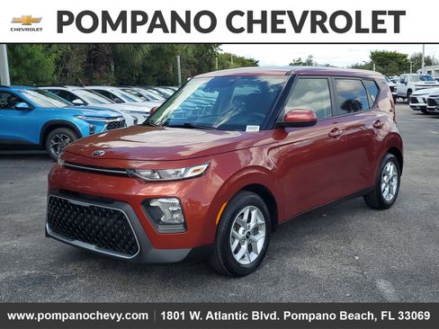 Used 2021 Kia Soul S image 7