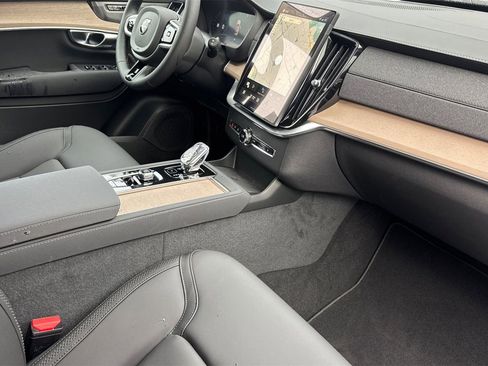 New 2026 Volvo XC90 B5 Plus w/ Protection Package AWD/4WD image 14