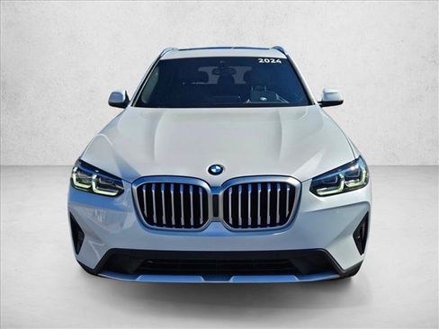 Used 2024 BMW X3 sDrive30i w/ Premium Package w/ZPA RWD image 2