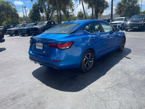 Used 2024 Nissan Sentra SV FWD image 3