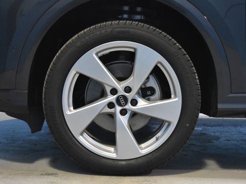 New 2025 Audi Q5 Premium Plus image 20