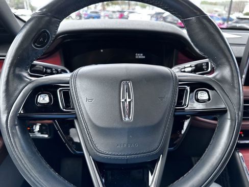 Used 2021 Lincoln Aviator Reserve w/ Equipment Group 202A image 20