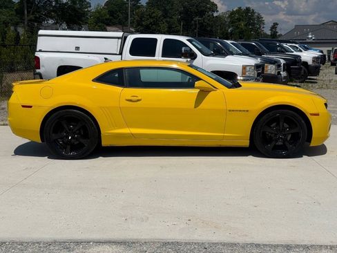 Used 2013 Chevrolet Camaro LS RWD image 9