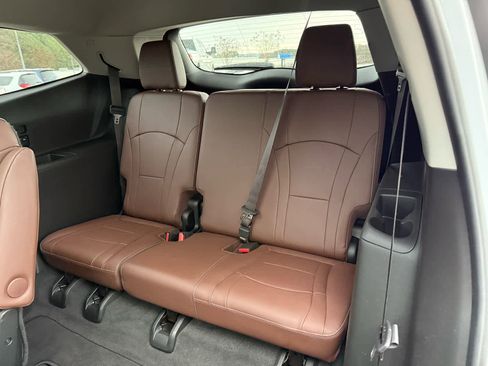 Used 2019 Buick Enclave Avenir w/ Avenir Technology Package image 28