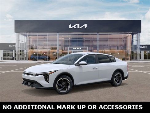 New 2025 Kia K4 EX image 3
