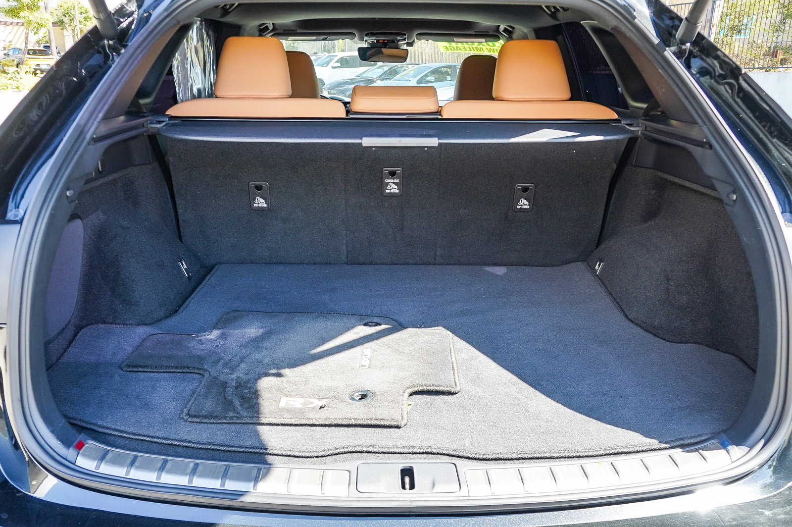 Used 2024 Lexus RX 350 Premium Plus w/ Cold Area Package FWD image 29