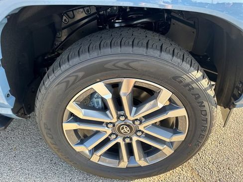 New 2026 Toyota 4Runner Limited AWD/4WD image 10