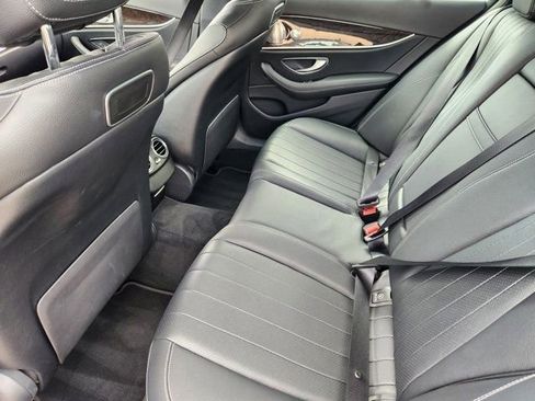Used 2019 Mercedes-Benz E 450 4MATIC Sedan image 31