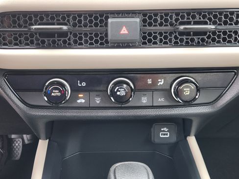 Certified 2024 Honda HR-V LX image 20