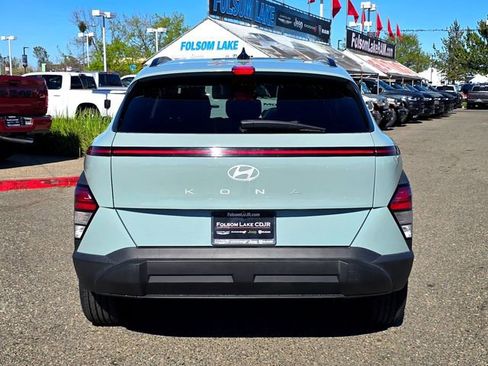 Used 2025 Hyundai Kona SEL image 5