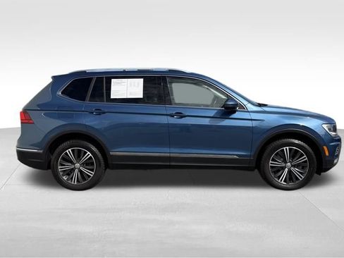 Used 2018 Volkswagen Tiguan SEL image 23
