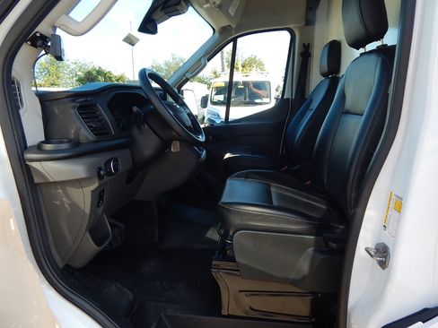 Used 2023 Ford Transit 250 148 High Roof Extended RWD image 12